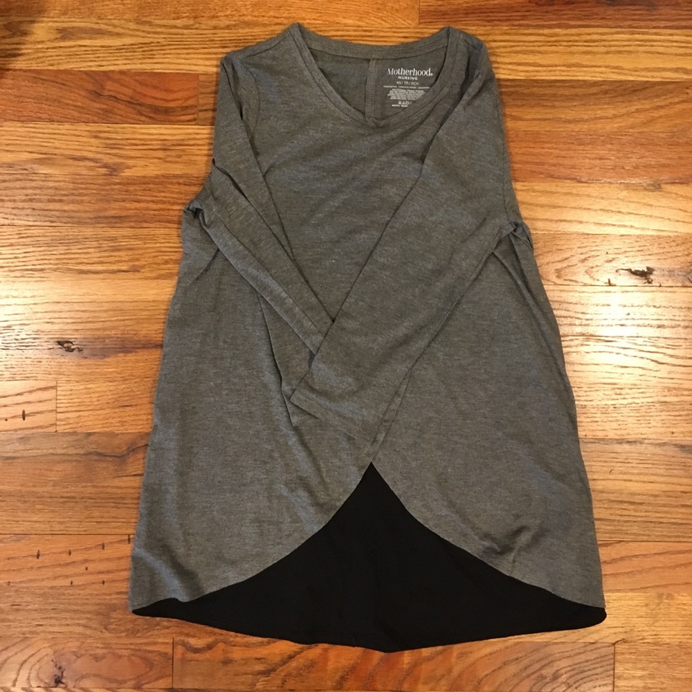 Motherhood maternity nursing top